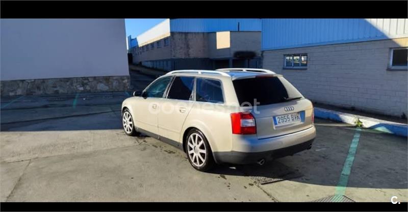 AUDI A4 2.4 AVANT