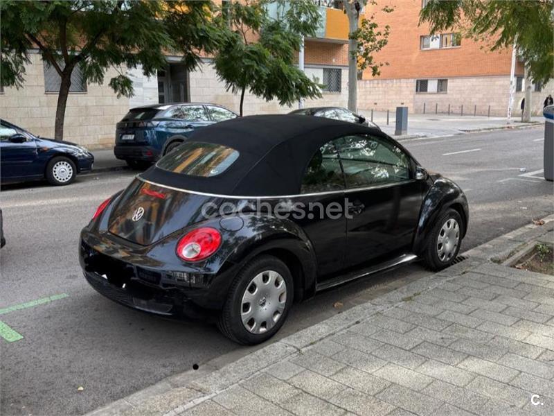 VOLKSWAGEN New Beetle 1.6 Cabriolet