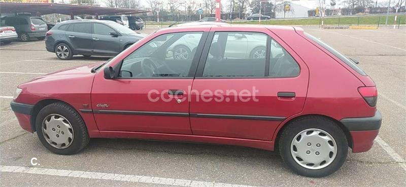 PEUGEOT 306