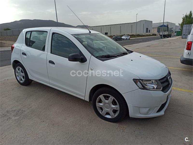 DACIA Sandero Ambiance dCi 75