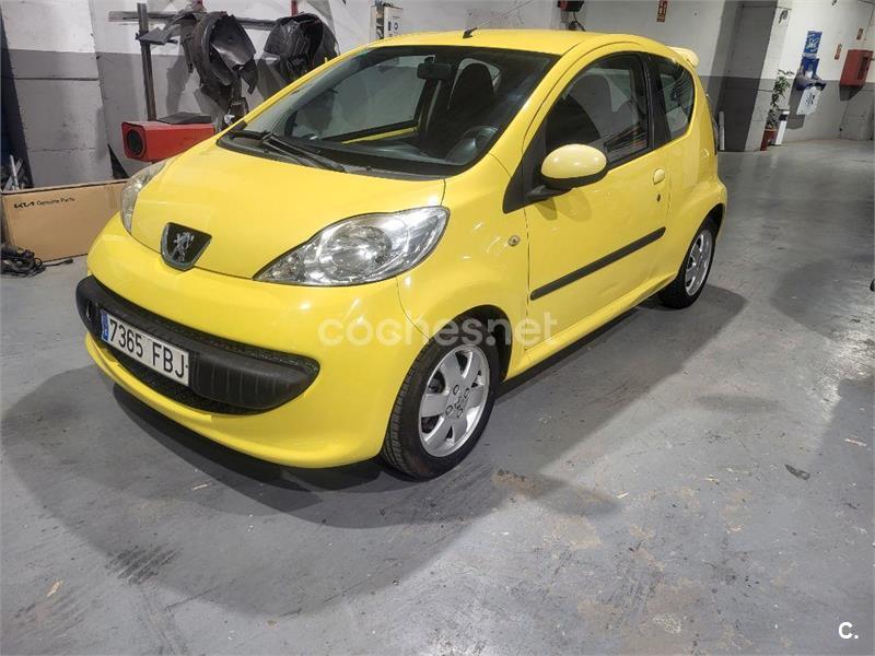 PEUGEOT 107