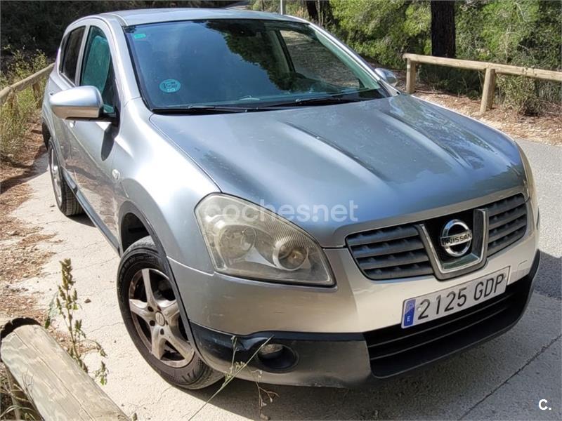 NISSAN QASHQAI 2.0 ACENTA 4x4 CVT