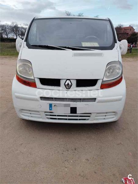 RENAULT Trafic