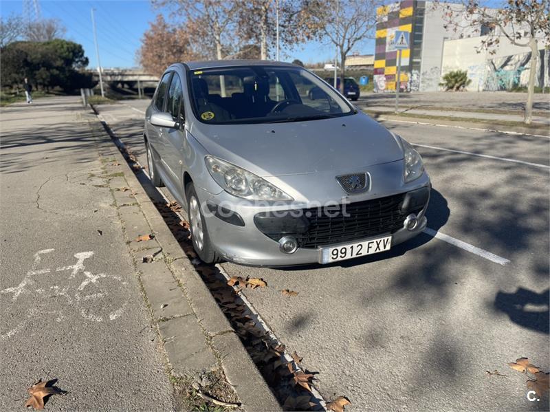 PEUGEOT 307 1.6 HDi DSign