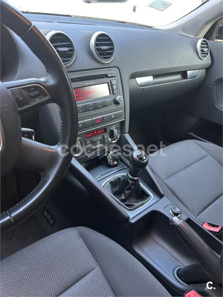 AUDI A3 Sportback 1.6 TDI Attraction