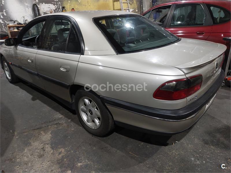 OPEL Omega 2.5 V6 CD