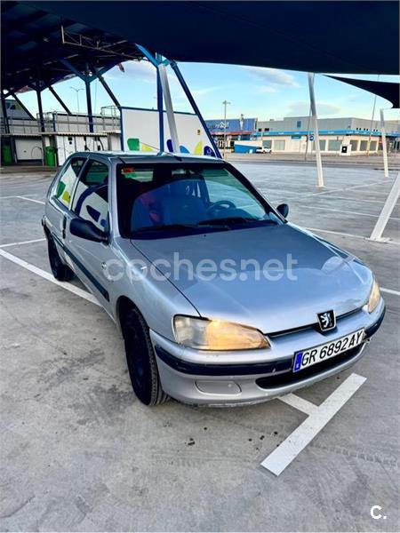 PEUGEOT 106