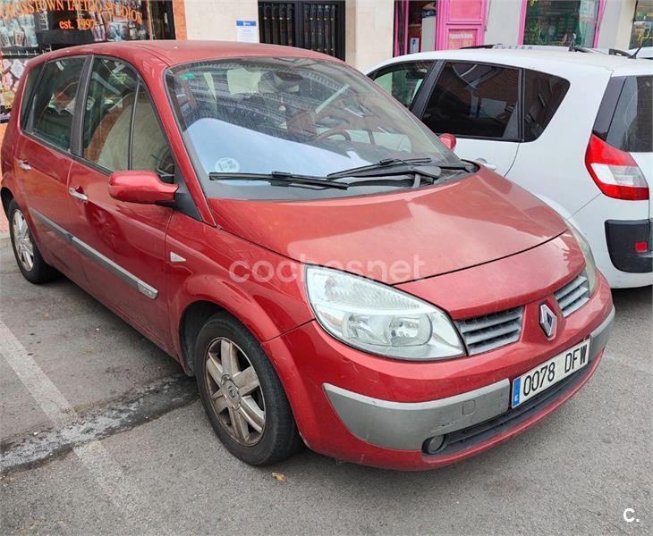 RENAULT Scenic