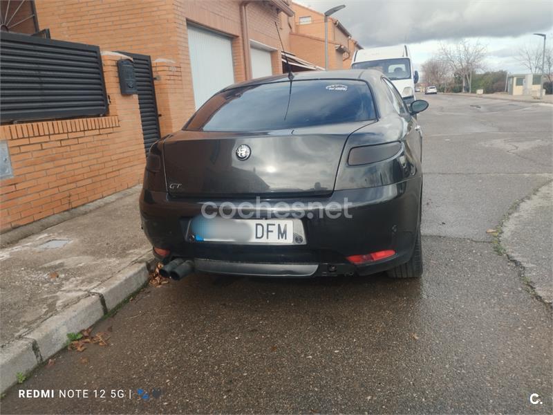 ALFA ROMEO GT 1.9 JTD Distinctive