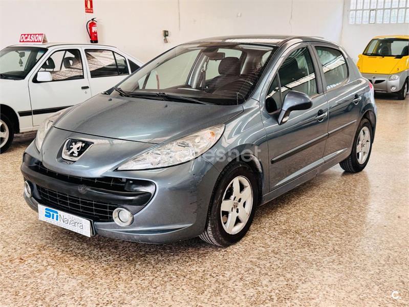 PEUGEOT 207 Confort 1.4 VTi 16v 95