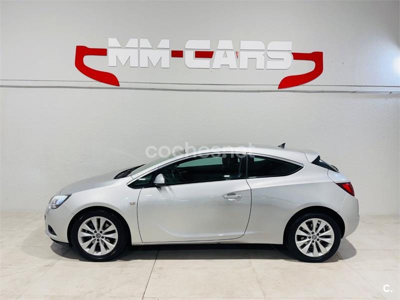 OPEL Astra 1.7 CDTi SS 130 CV Sportive GTC