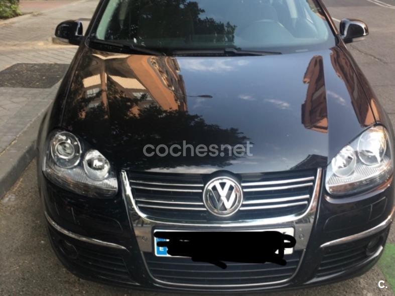 VOLKSWAGEN Golf Variant 2.0 TDI 140 DPF Highline