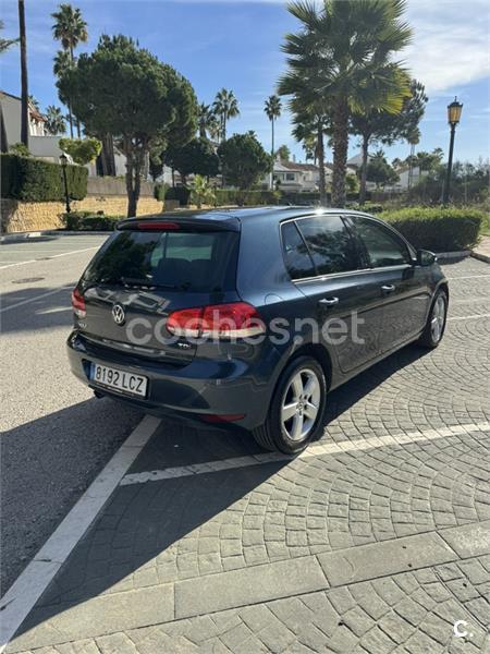 VOLKSWAGEN Golf VI1.6 TDI DPF Sport