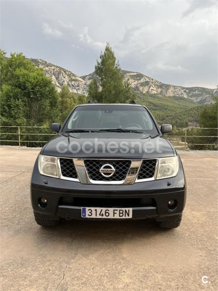 NISSAN Pathfinder 2.5 dCi SE 7 plazas