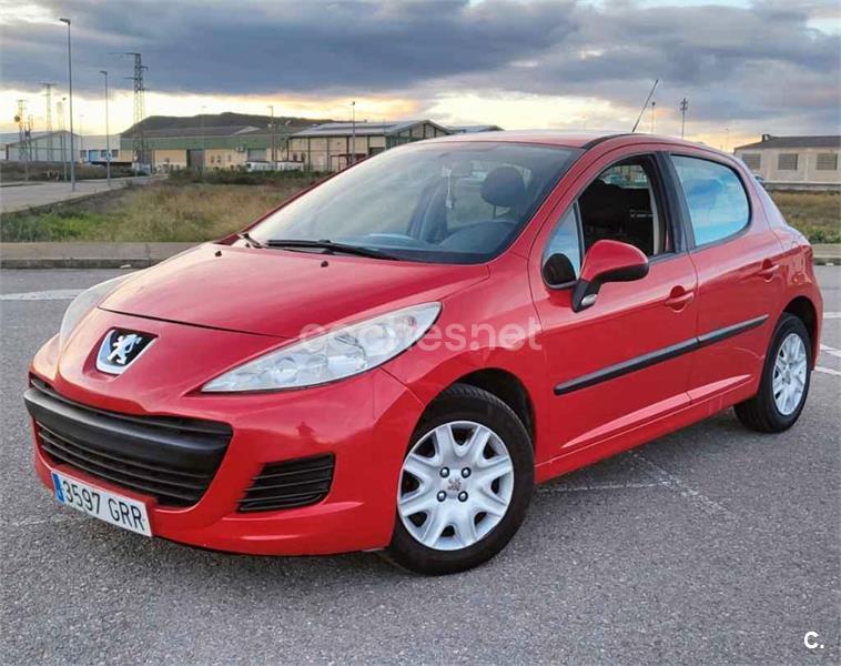 PEUGEOT 207