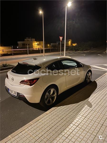 OPEL GTC 1.4 Turbo SS Sportive