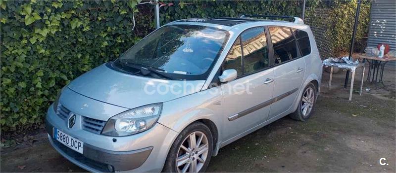 RENAULT Grand Scenic