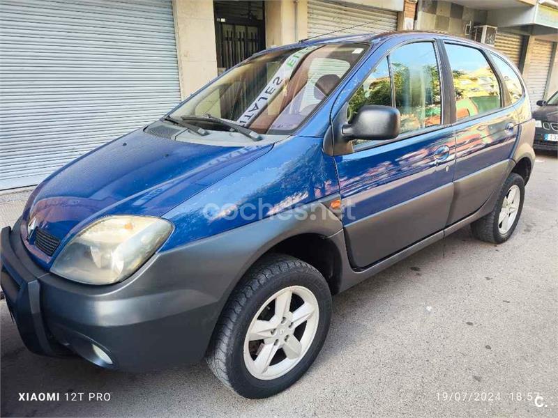 RENAULT Scenic