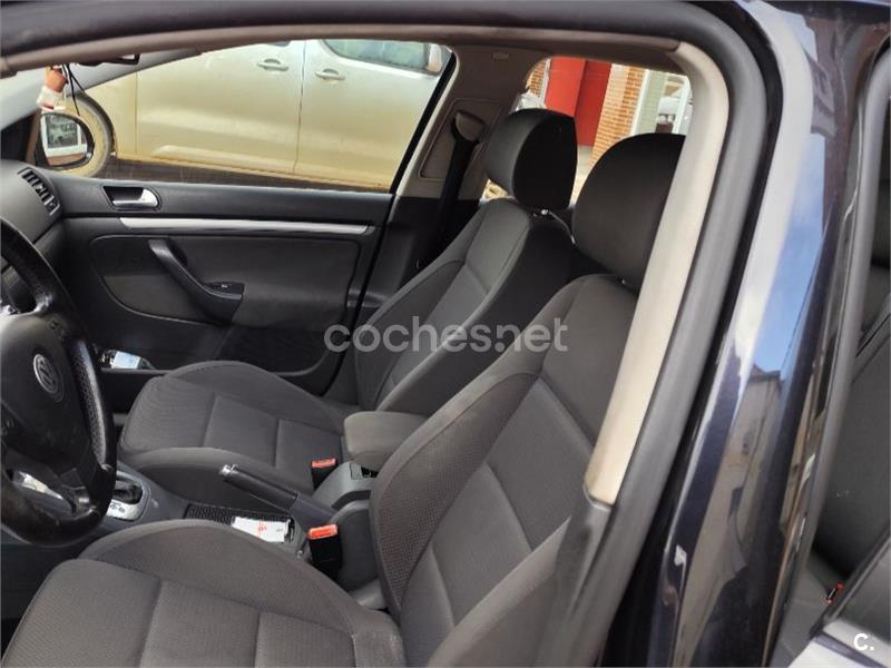 VOLKSWAGEN Golf 1.9 TDI Highline DSG