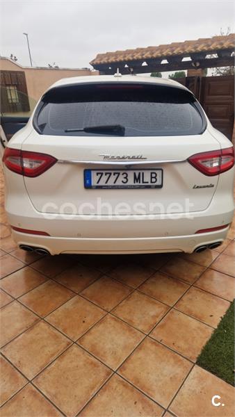 MASERATI Levante V6 275 HP D AWD