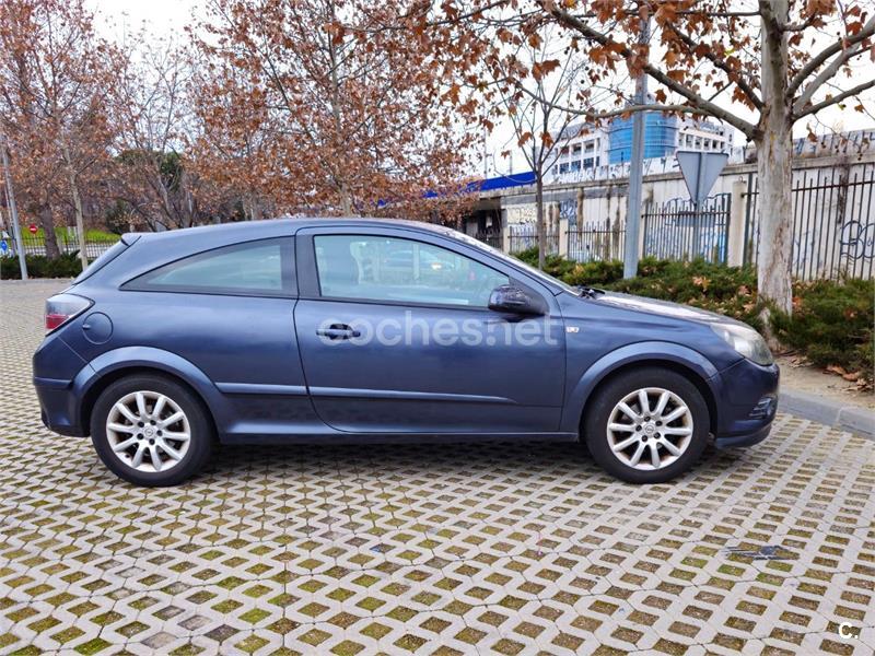 OPEL Astra GTC 1.3 CDTi Enjoy