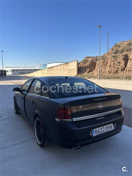 OPEL Vectra GTS 1.9 CDTI 8v