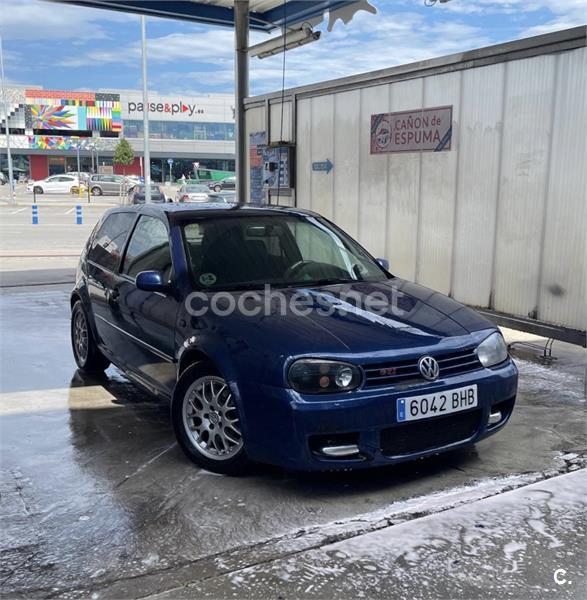 VOLKSWAGEN Golf 1.8T GTi Edicion Especial