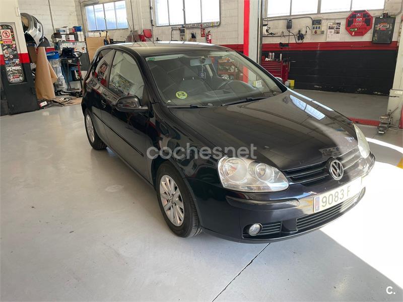 VOLKSWAGEN Golf 1.9 TDI Highline