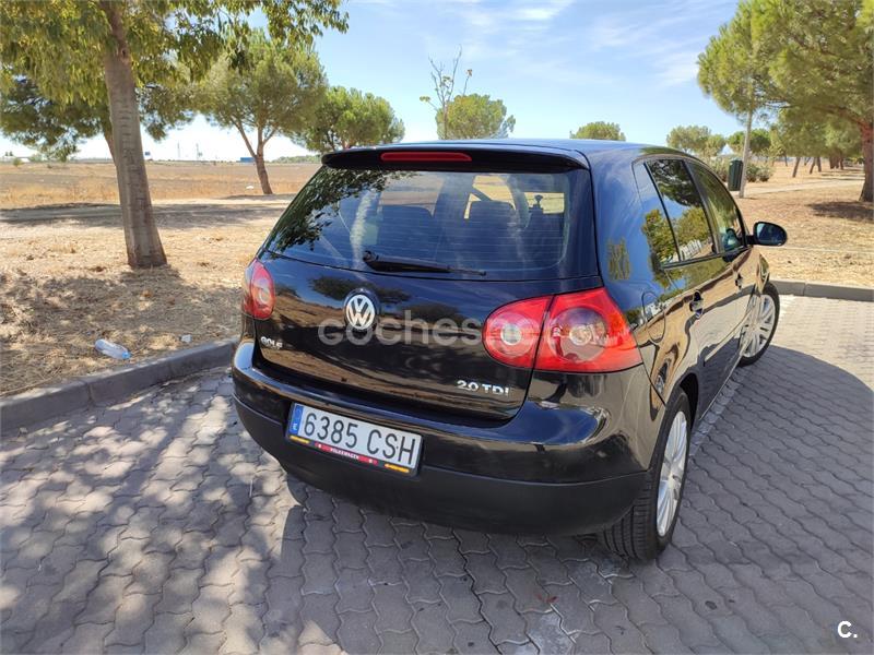 VOLKSWAGEN Golf 2.0 TDI Highline