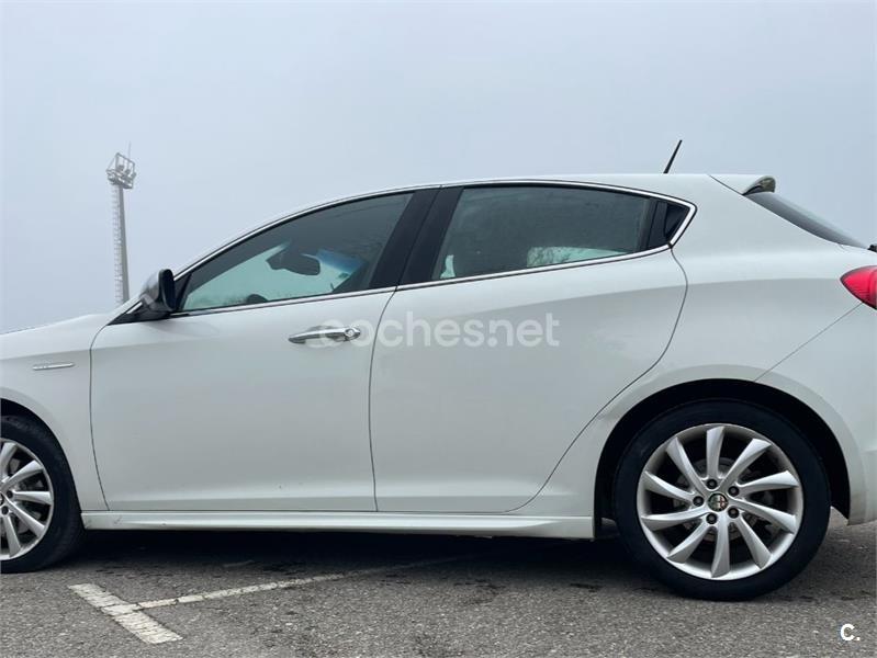 ALFA ROMEO Giulietta 2.0 JTDm Progression