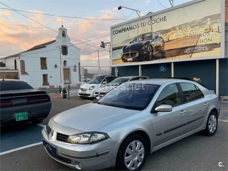 RENAULT Laguna Confort Authentique 1.6 16V