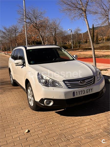 SUBARU Outback 2.5i Limited Plus