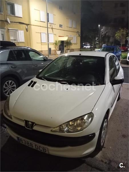 PEUGEOT 206