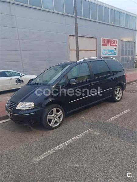 VOLKSWAGEN Sharan