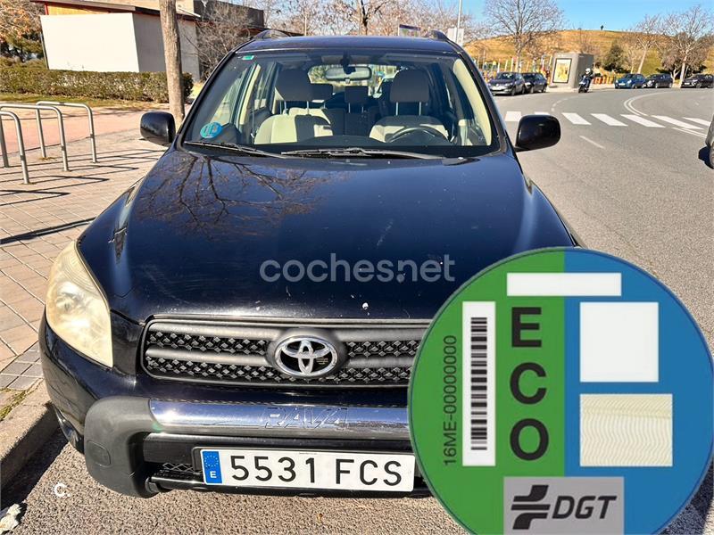 TOYOTA Rav4 2.0 VVTi Sol