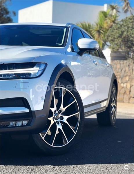 VOLVO V90 Cross Country