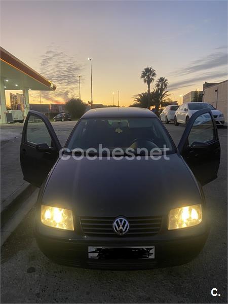 VOLKSWAGEN Bora 1.9 TDi Highline