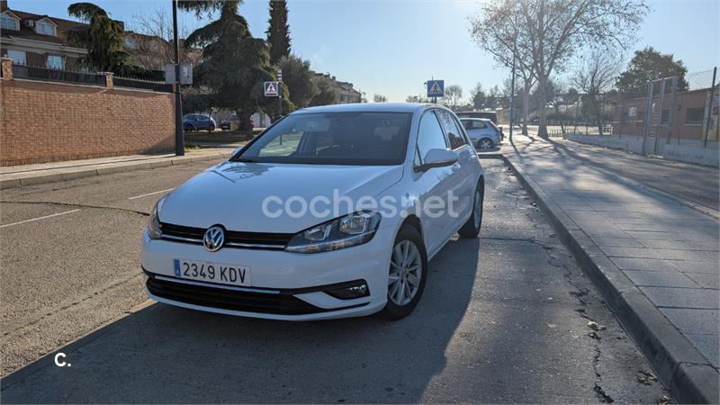 VOLKSWAGEN Golf Business 1.6 TDI