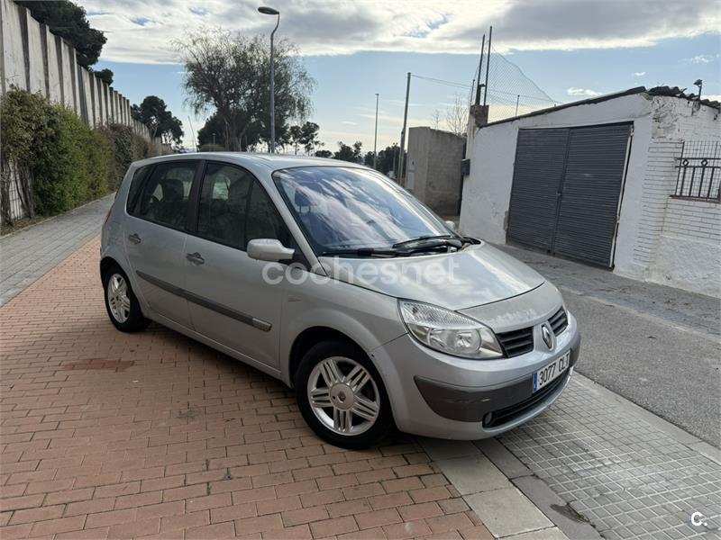 RENAULT Scenic LUXE PRIVILEGE 1.6 16V