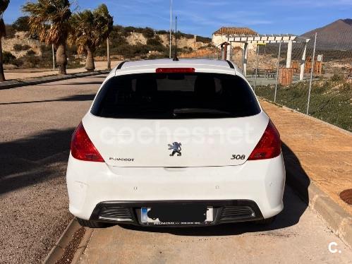 PEUGEOT 308 Premium 1.6 HDI 110 FAP