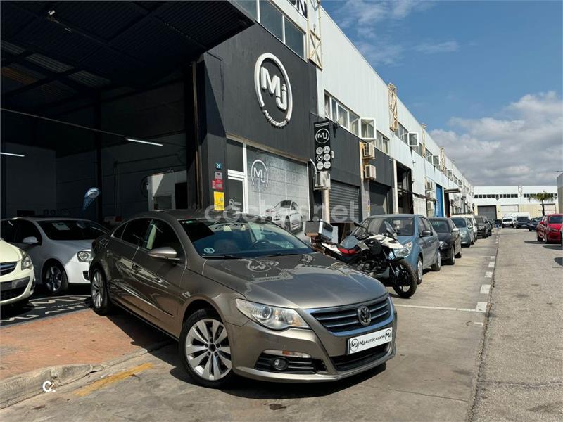 VOLKSWAGEN Passat CC 2.0 TDI DPF DSG