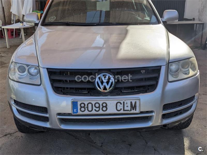 VOLKSWAGEN Touareg 3.2 V6 Tiptronic