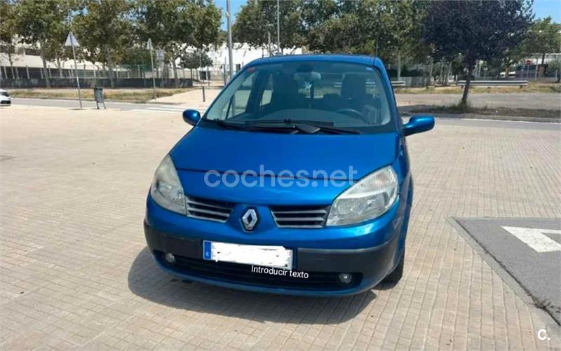 RENAULT Scenic