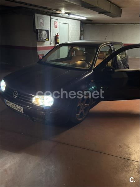 VOLKSWAGEN Golf 1.8T GTi