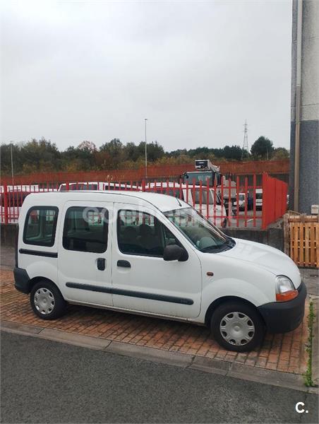 RENAULT Kangoo