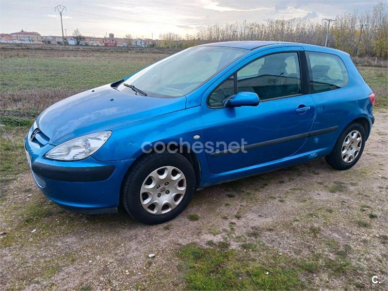 PEUGEOT 307