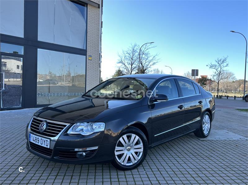 VOLKSWAGEN Passat 2.0 TDI Highline DSG