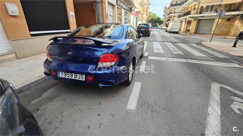 HYUNDAI Coupe 1.6I FX