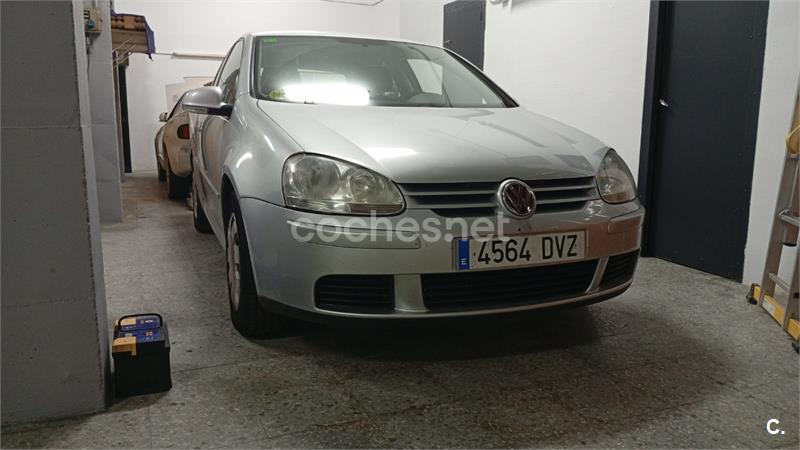 VOLKSWAGEN Golf 1.9 TDI Trendline