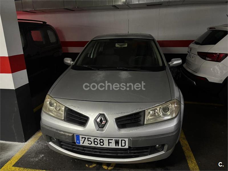 RENAULT Megane